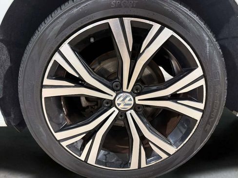 Used 2021 Volkswagen Passat 2.0T SE image 28