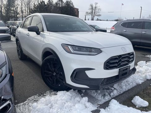 Used 2026 Honda HR-V Sport image 1