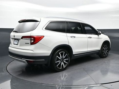 Used 2022 Honda Pilot Touring image 5