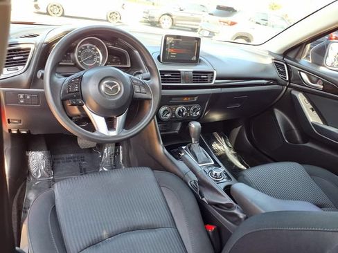 Used 2016 MAZDA MAZDA3 i Sport w/ Preferred Equipment Package FWD image 11