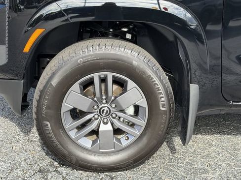 Used 2026 Nissan Frontier SV w/ Tow Package RWD image 10