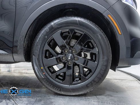 Used 2021 Kia Sorento S image 39