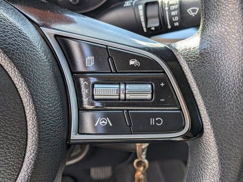 Used 2023 Kia Forte LXS FWD image 22