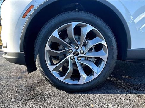 New 2026 Lincoln Aviator Reserve image 12