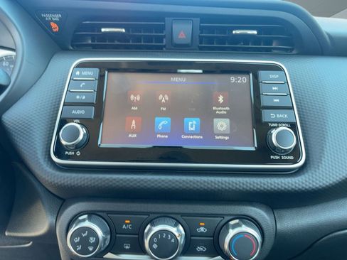 New 2025 Nissan Kicks Play S image 22