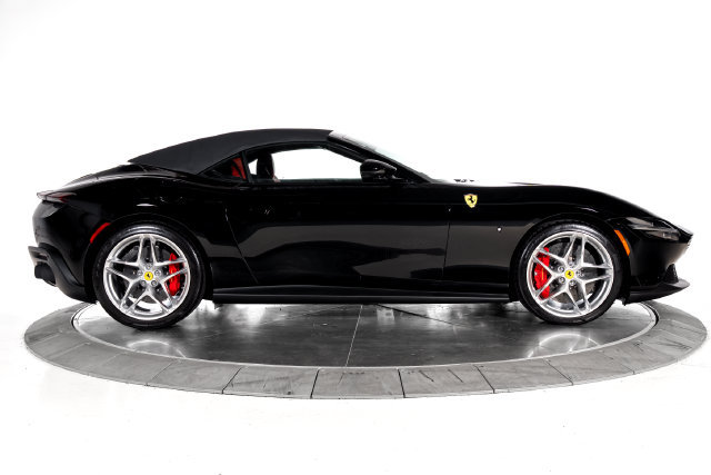 Certified 2025 Ferrari Roma Spider RWD image 11