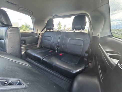 Used 2013 Toyota Land Cruiser AWD/4WD image 27