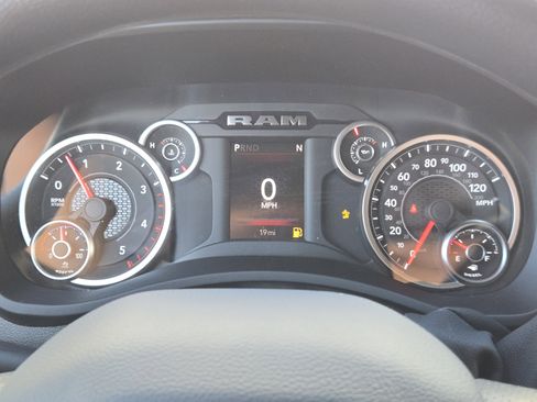 New 2026 RAM 2500 Tradesman AWD/4WD image 13