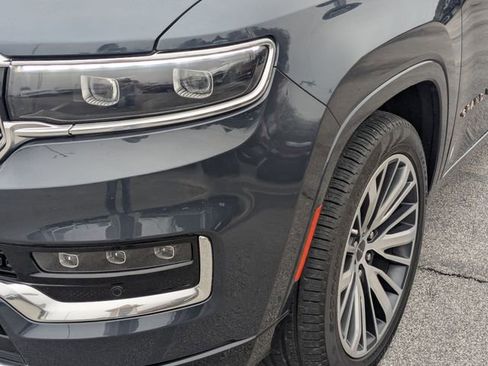 Used 2024 Jeep Grand Wagoneer Series III image 9