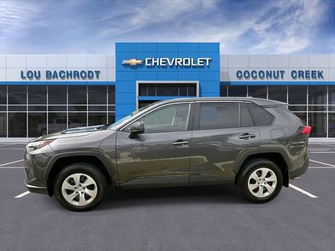 Used 2024 Toyota RAV4 LE FWD image 5