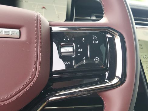 New 2026 Land Rover Range Rover Sport Dynamic SE AWD/4WD image 17