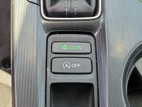 Used 2023 Honda Civic LX image 29