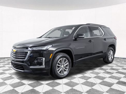 Used 2023 Chevrolet Traverse LT FWD image 13