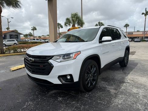 Used 2020 Chevrolet Traverse RS AWD/4WD image 1