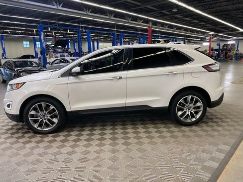 Used 2017 Ford Edge Titanium w/ Equipment Group 301A AWD/4WD image 5
