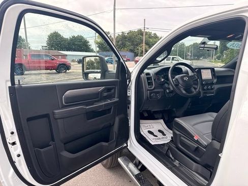 Used 2024 RAM 5500 Tradesman AWD/4WD image 11