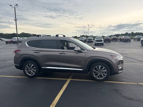 Used 2019 Hyundai Santa Fe FWD image 8