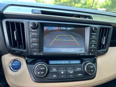 Used 2017 Toyota RAV4 Limited AWD/4WD image 14