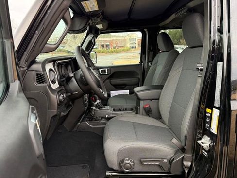 New 2026 Jeep Gladiator Sport AWD/4WD image 13