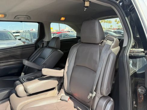 Used 2019 Honda Odyssey EX-L image 21
