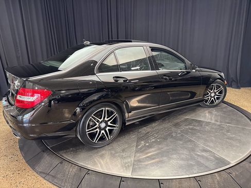 Used 2013 Mercedes-Benz C 300 4MATIC Sedan image 9