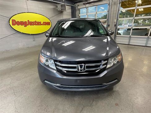 Used 2017 Honda Odyssey SE image 8