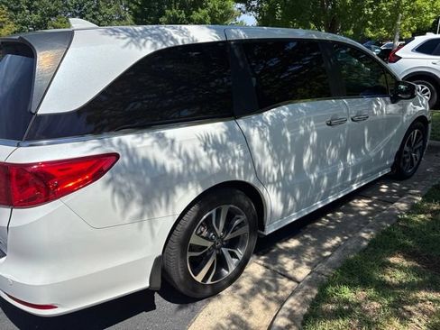 Used 2023 Honda Odyssey Touring image 8