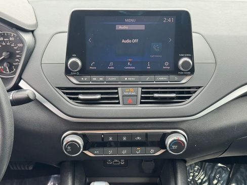 Used 2022 Nissan Altima 2.5 SV image 17