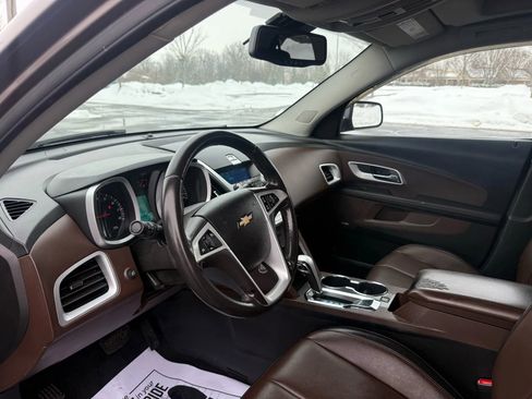Used 2011 Chevrolet Equinox LT w/ Chrome Appearance Package image 11