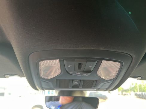 Used 2021 RAM 1500 Big Horn AWD/4WD image 14