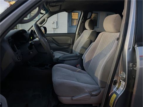 Used 2006 Toyota Tundra Darrell Waltrip Edition image 11