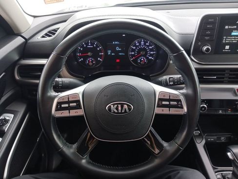 Used 2021 Kia Telluride S FWD image 17