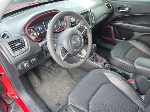 Used 2021 Jeep Compass Trailhawk image 19