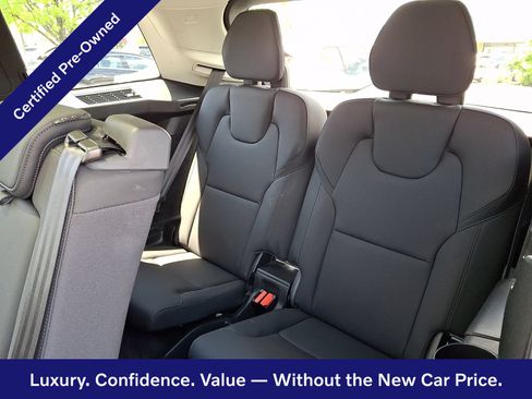 Certified 2025 Volvo XC90 B6 Plus AWD/4WD image 12