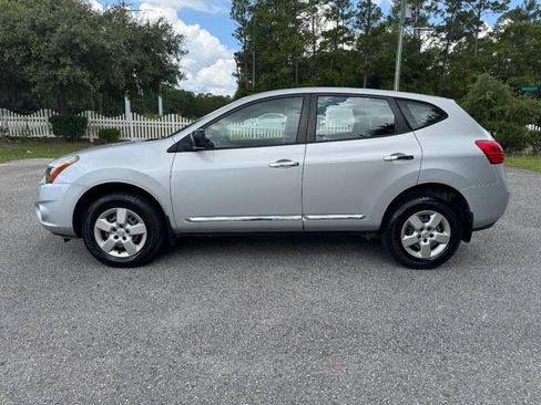 Used 2015 Nissan Rogue S FWD image 4