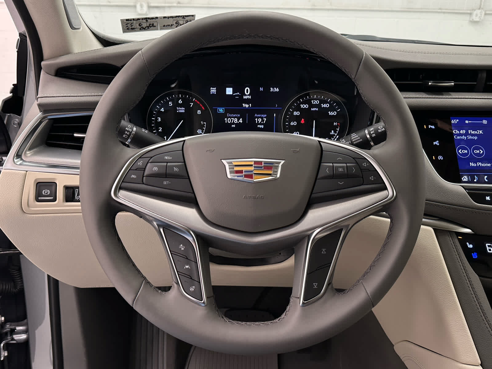 Used 2026 Cadillac XT5 Premium Luxury w/ Driver Assist Package AWD/4WD image 24