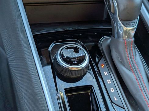 Used 2024 Chevrolet Colorado Z71 w/ Z71 Convenience Package 2 image 25