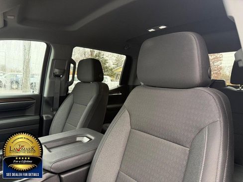 Used 2025 Chevrolet Silverado 1500 LT image 9