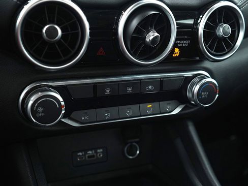 Used 2022 Nissan Sentra SV w/ Trunk Package image 20