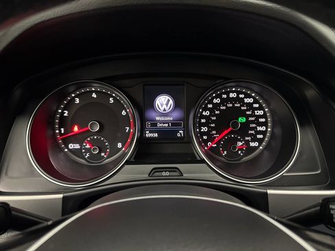 Used 2018 Volkswagen Atlas SEL image 16