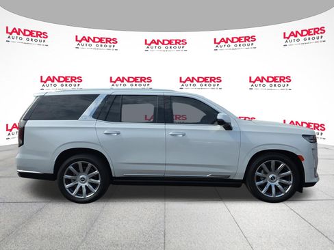 Used 2023 Cadillac Escalade Premium Luxury Platinum w/ Heavy-Duty Trailer Package AWD/4WD image 2