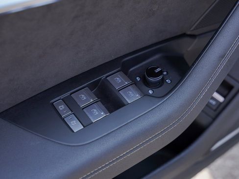 Used 2020 Audi S7 Premium Plus w/ S Sport Package image 37