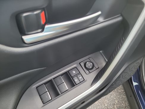 Certified 2025 Toyota RAV4 XLE w/ Convenience Package AWD/4WD image 19