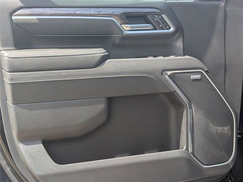 New 2026 Chevrolet Silverado 2500 LTZ w/ LTZ Plus Package AWD/4WD image 15