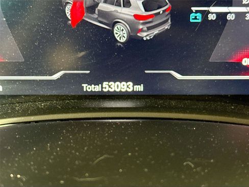 Used 2021 BMW X5 M w/ Competition Package AWD/4WD image 14