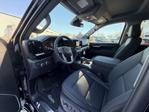 New 2026 GMC Sierra 1500 SLT w/ SLT Premium Plus Package image 10