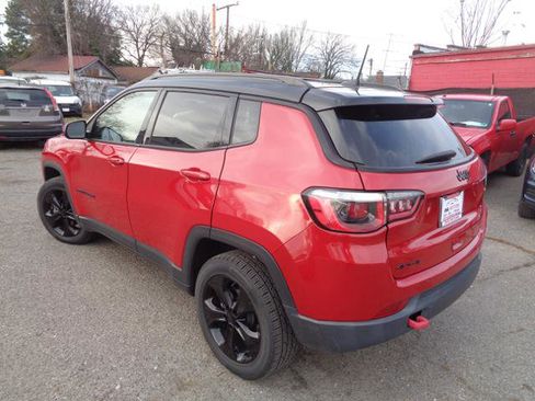 Used 2018 Jeep Compass Latitude w/ Popular Equipment Group image 5