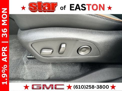 New 2026 GMC Acadia AT4 w/ Luxury Package image 13