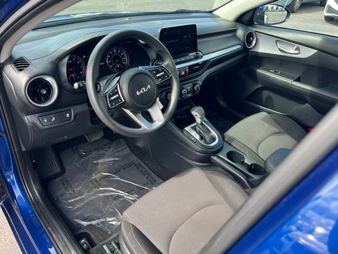 Certified 2024 Kia Forte LXS w/ LXS Technology Package FWD image 17