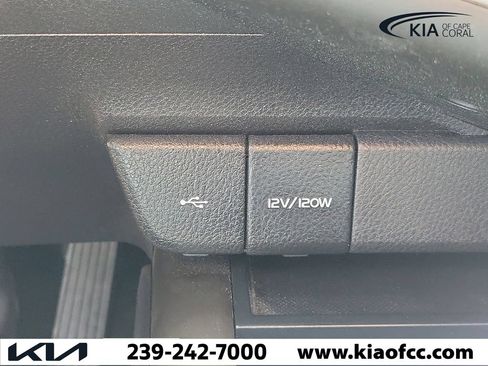 Used 2022 Toyota Camry LE FWD image 29